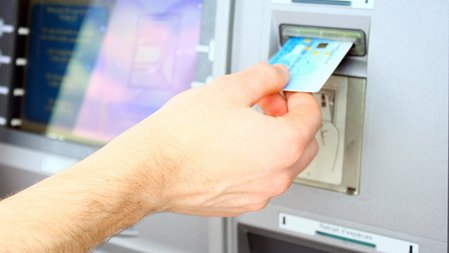 Banque : les Français, mauvais gestionnaires financiers, une surprise ?